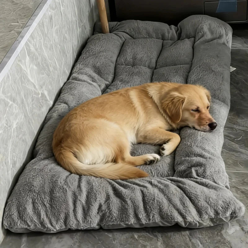 BOOTEELY Extra Large Plush Dog Bed